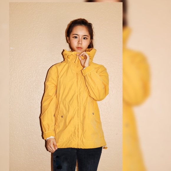 SOLD‼️H&M Jacket - Picture 2 of 4